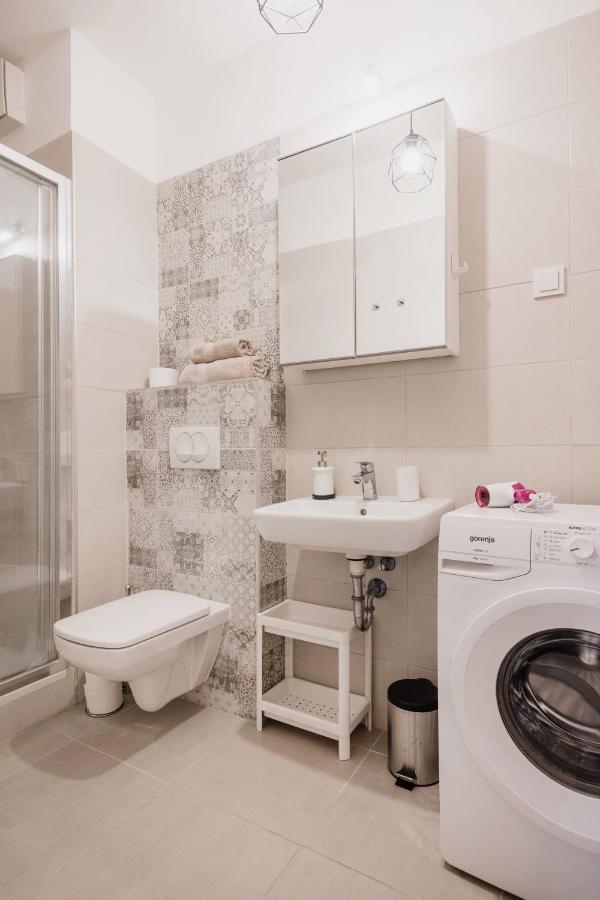 Apartament Stylish And Cozy Studio In The Heart Of The City Budapeszt Zewnętrze zdjęcie